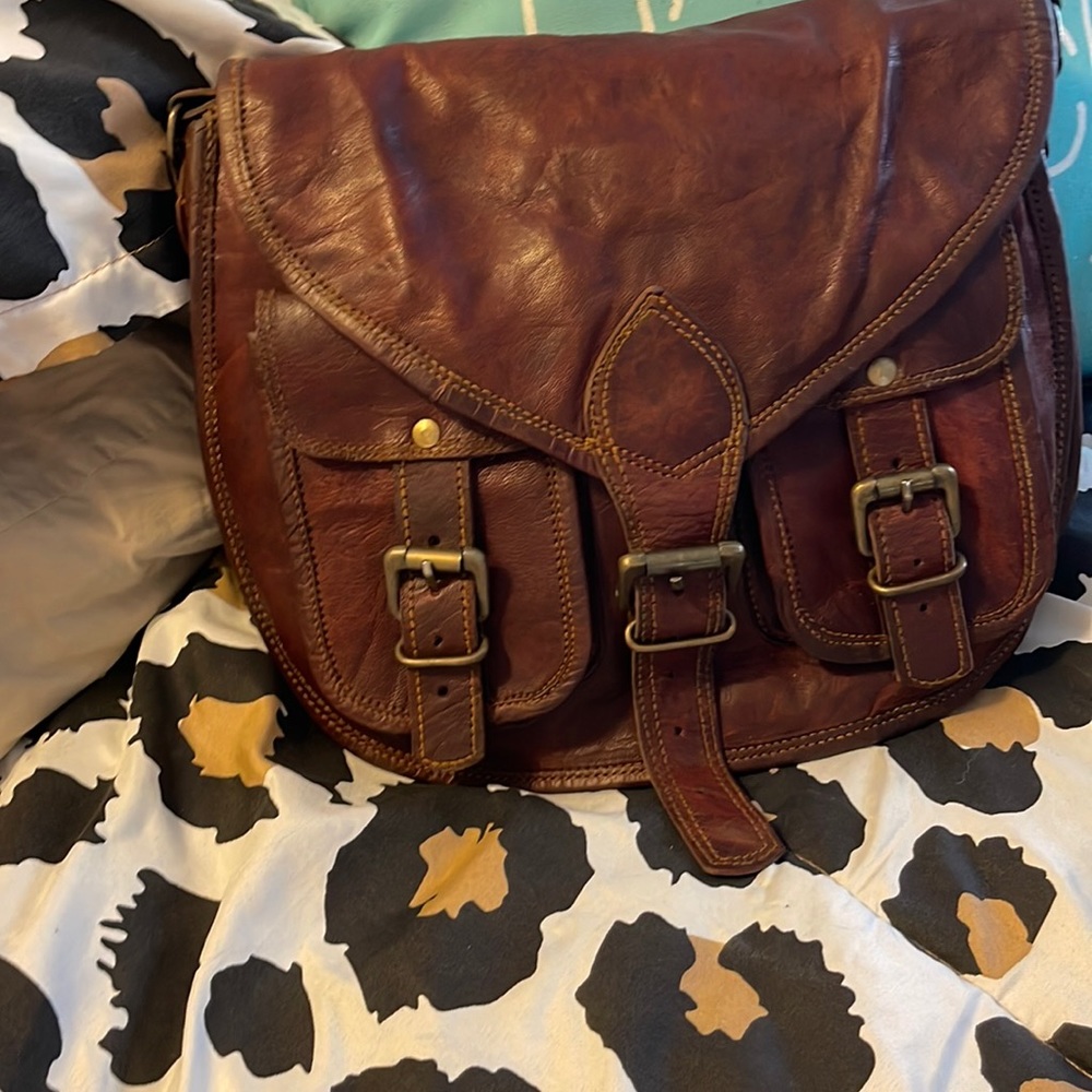 Leather handbag